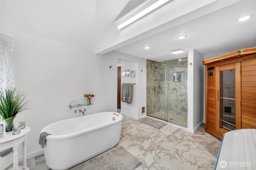 Property photo for 6201 75th Avenue Ct W, University Place photo 23