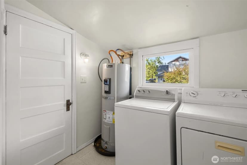 Property photo for 233 W Third Street, Port Angeles photo 19