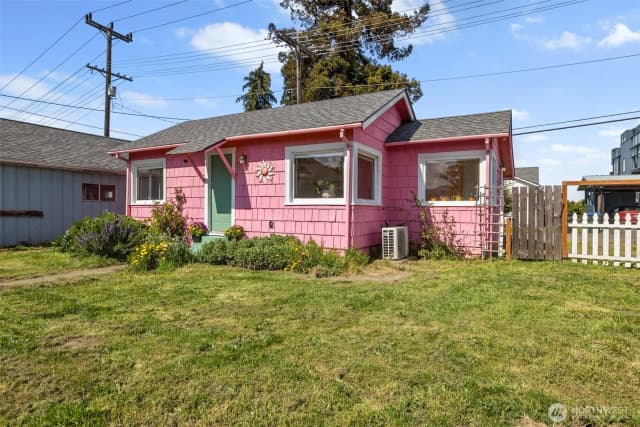 Property photo for 233 W Third Street, Port Angeles photo 3