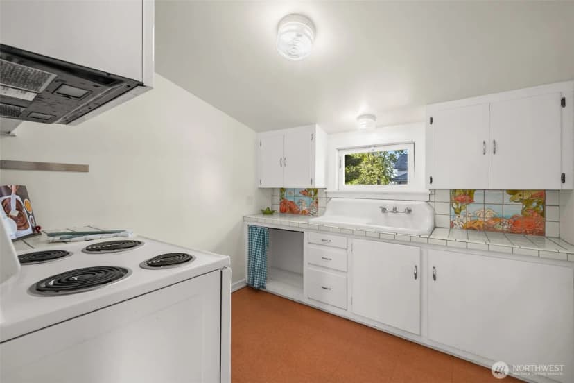 Property photo for 233 W Third Street, Port Angeles photo 13