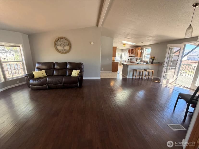 Property photo for 612 Orchard Drive Sw, Mattawa photo 14