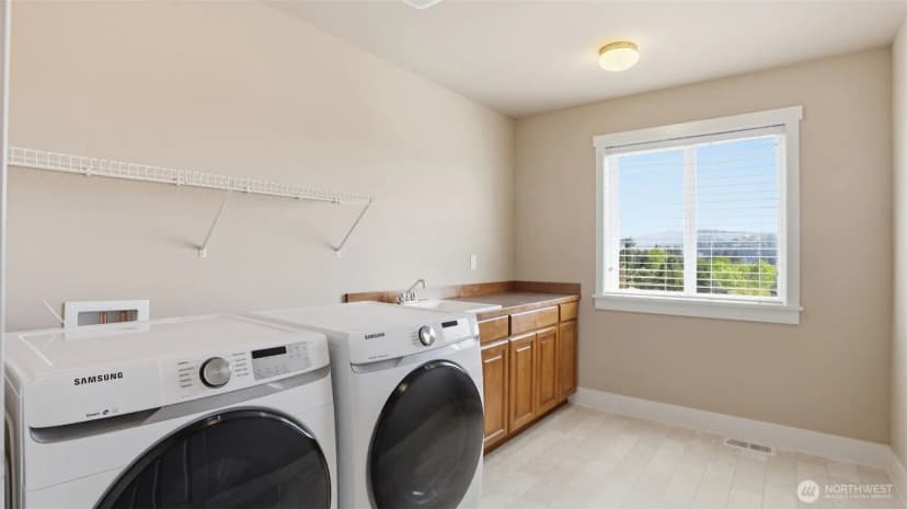 Property photo for 11935 Se 76th Street, Newcastle photo 32