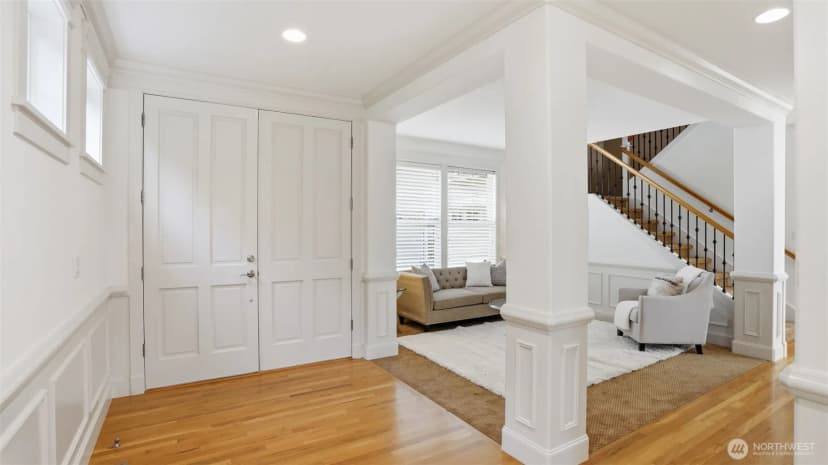 Property photo for 11935 Se 76th Street, Newcastle photo 3