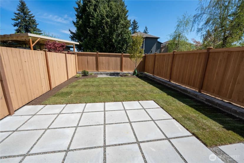 Property photo for 13540 39th Avenue Ne #a, Seattle photo 10
