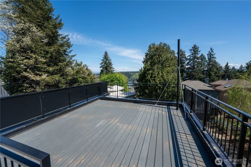 Property photo for 13540 39th Avenue Ne #a, Seattle photo 9