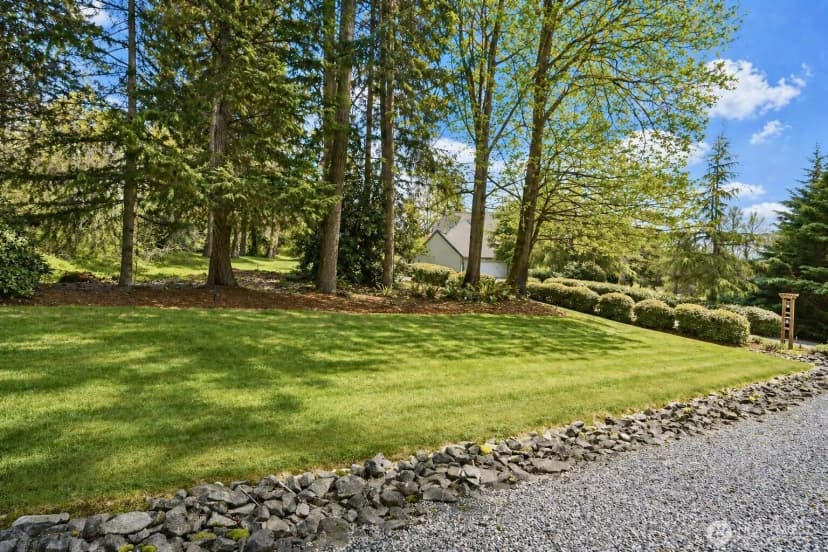 Property photo for 18248 240th Ave Se, Maple Valley photo 6