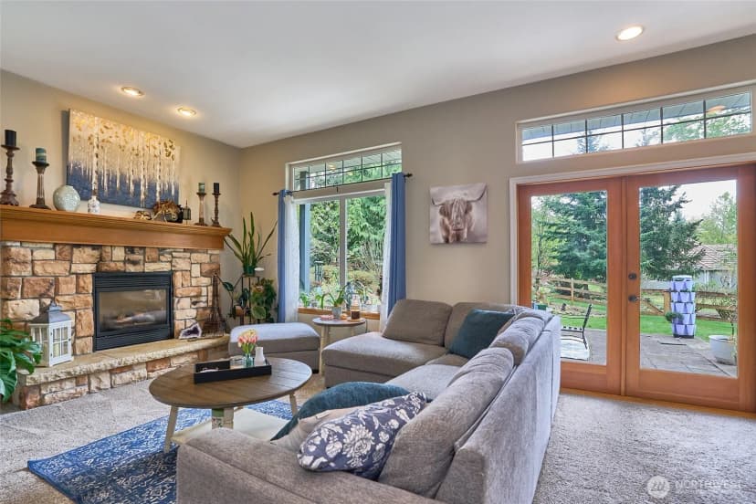 Property photo for 18248 240th Ave Se, Maple Valley photo 17