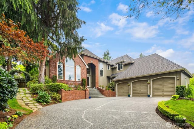 Property photo for 3021 224th Avenue Ne, Sammamish