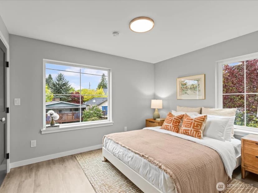 Property photo for 8117 17th Avenue Sw #b, Seattle photo 16