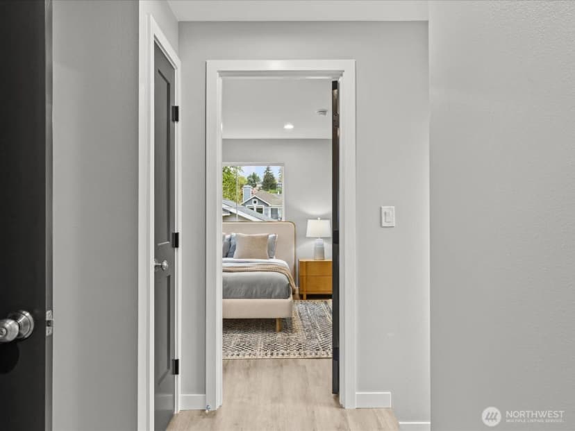 Property photo for 8117 17th Avenue Sw #b, Seattle photo 19