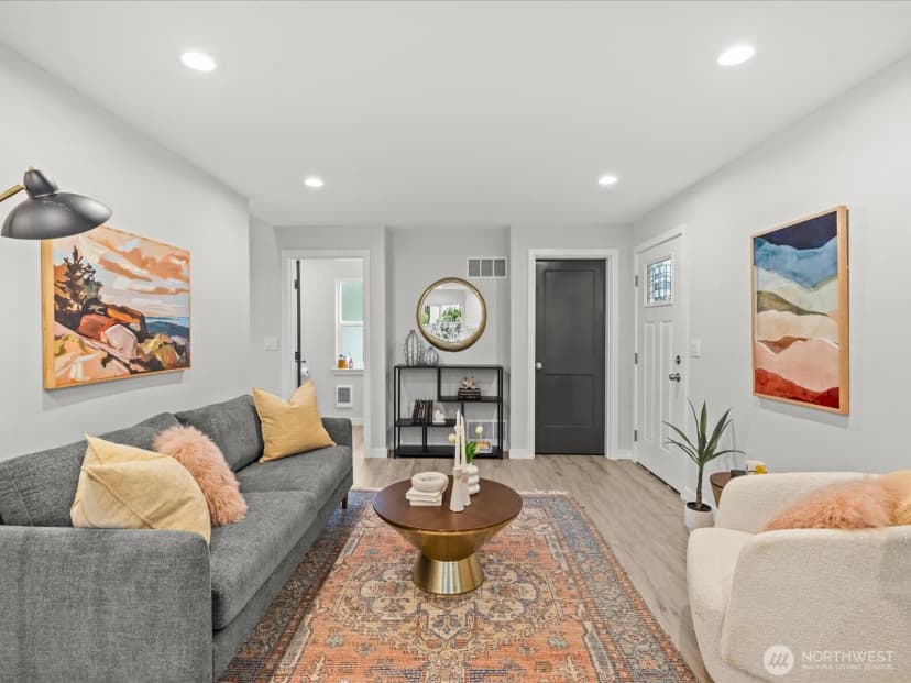 Property photo for 8117 17th Avenue Sw #b, Seattle photo 6