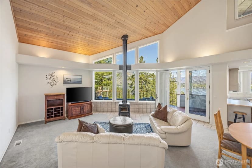 Property photo for 7420 Navarre Drive, Chelan photo 7