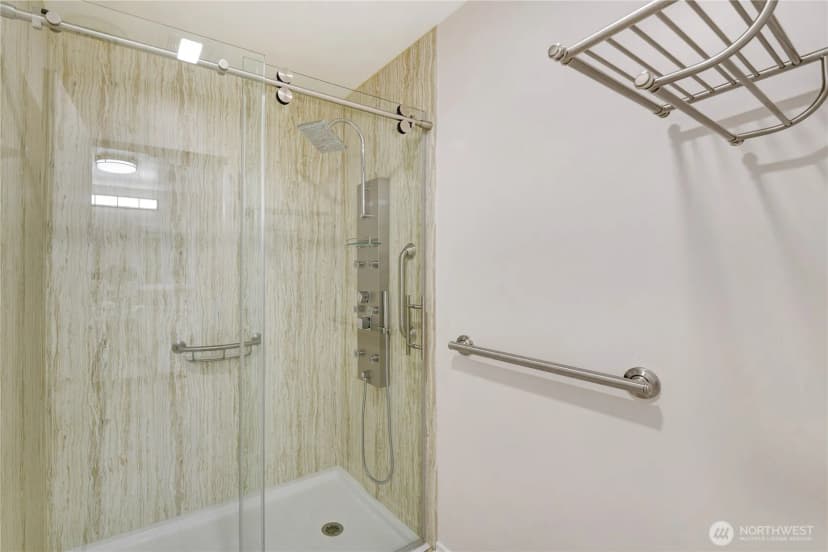 Property photo for 7001 Palm Lane, Anacortes photo 32