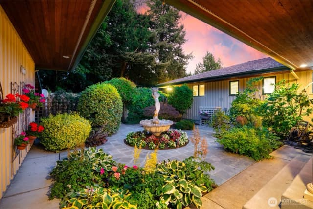 Property photo for 7001 Palm Lane, Anacortes photo 3