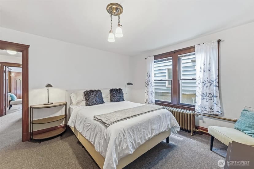 Property photo for 2025 Boylston Avenue E, Seattle photo 32