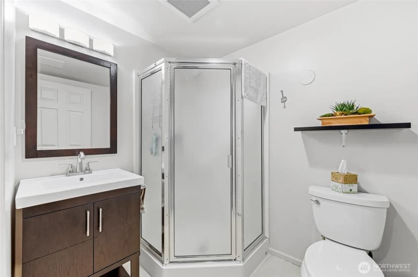Property photo for 2025 Boylston Avenue E, Seattle photo 34