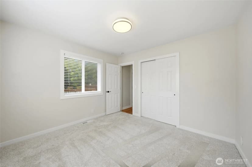 Property photo for 3523 Bennett Drive, Bellingham photo 31