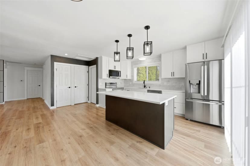 Property photo for 3523 Bennett Drive, Bellingham photo 13