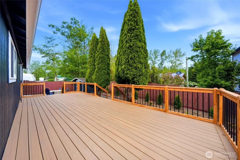 Property photo for 3523 Bennett Drive, Bellingham photo 32