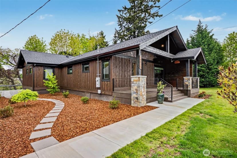 Property photo for 14915 80th Street E, Puyallup photo 3