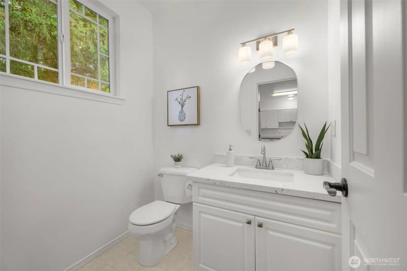 Property photo for 4748 Lakeshore Lane Se #b, Olympia photo 13