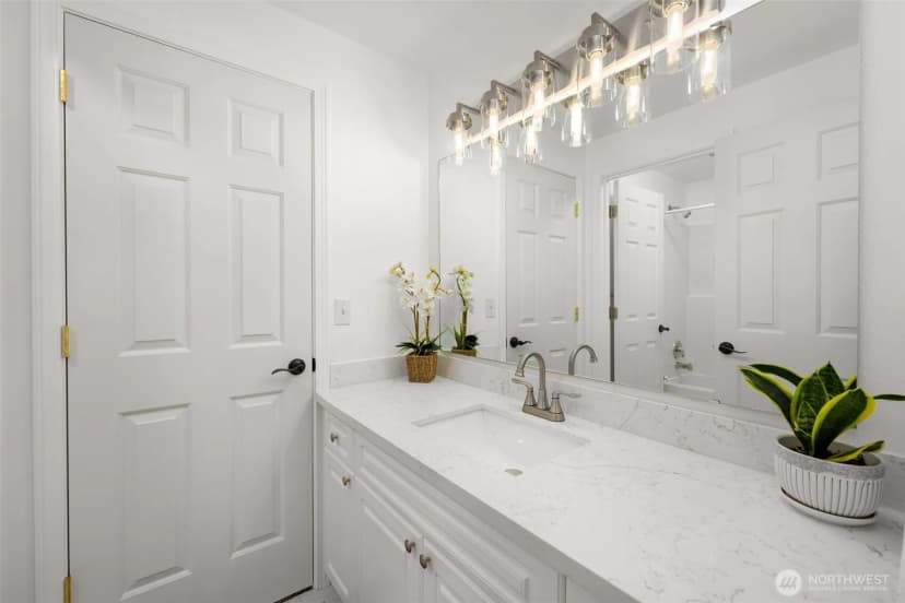 Property photo for 4748 Lakeshore Lane Se #b, Olympia photo 19