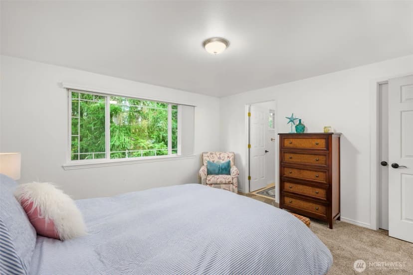 Property photo for 4748 Lakeshore Lane Se #b, Olympia photo 15