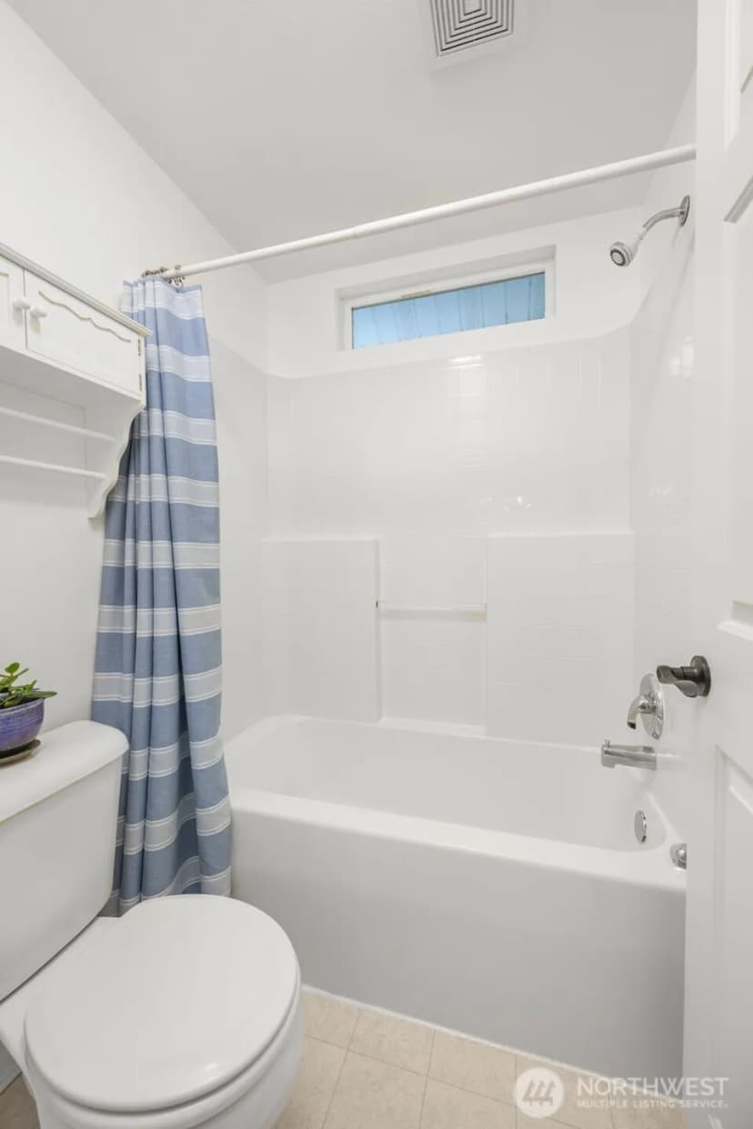 Property photo for 4748 Lakeshore Lane Se #b, Olympia photo 20