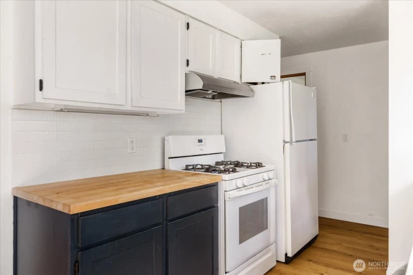 Property photo for 1167 Sparrow Drive, Oak Harbor photo 9