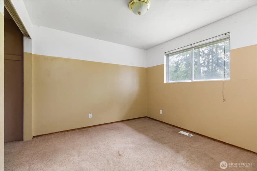 Property photo for 1167 Sparrow Drive, Oak Harbor photo 13