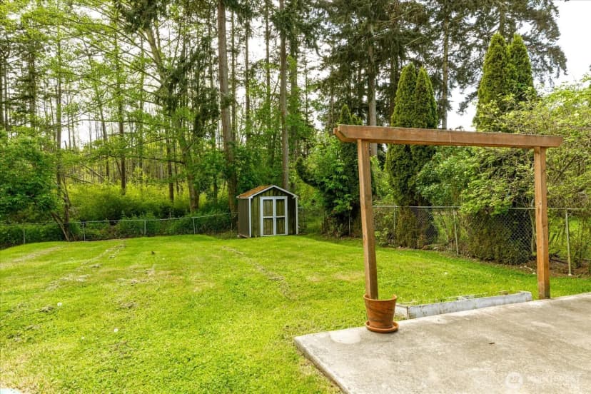 Property photo for 1167 Sparrow Drive, Oak Harbor photo 18