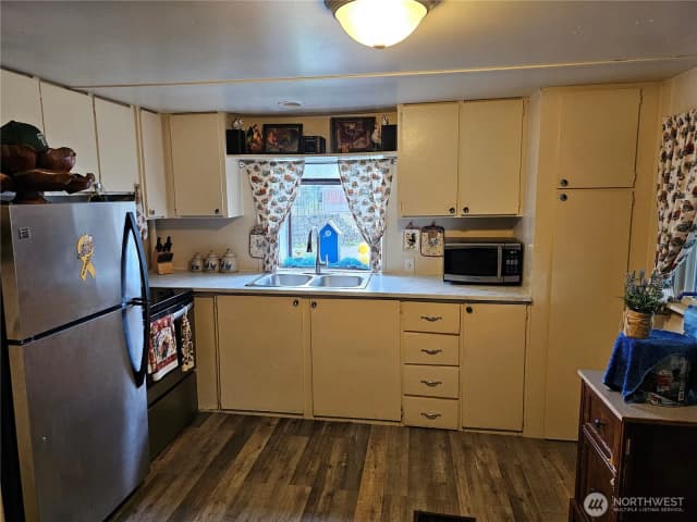 Property photo for 4707 Belmore Road Sw #7, Olympia photo 2