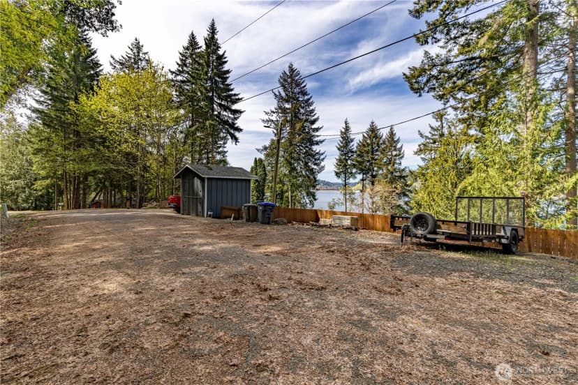 Property photo for 291 E Midway Lane, Shelton photo 32