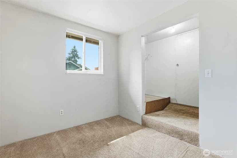 Property photo for 2735 26th Street Se, Auburn photo 23