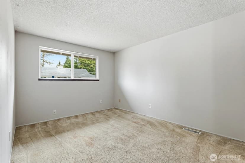 Property photo for 2735 26th Street Se, Auburn photo 18