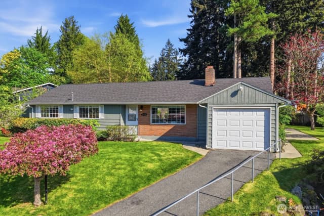 Property photo for 21225 96th Avenue W, Edmonds photo 2