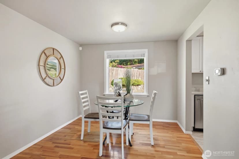 Property photo for 21225 96th Avenue W, Edmonds photo 10