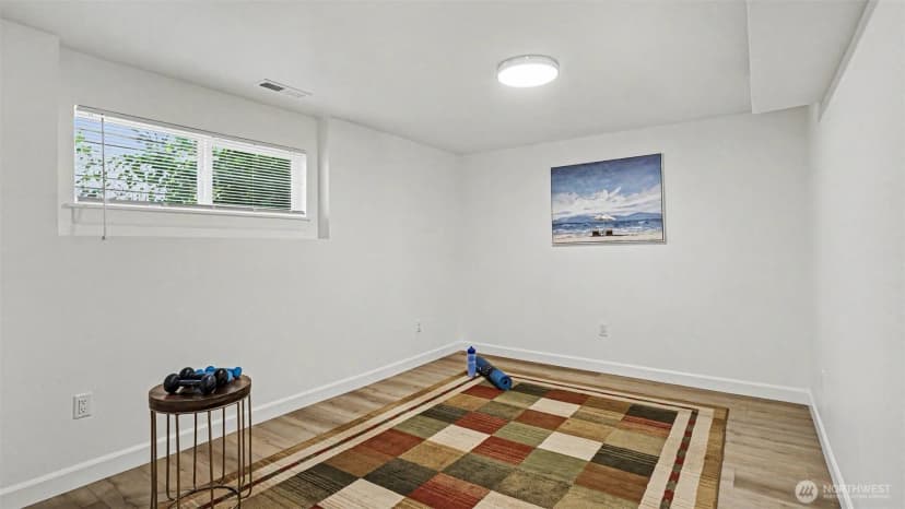 Property photo for 11040 40th Avenue Ne, Seattle photo 13