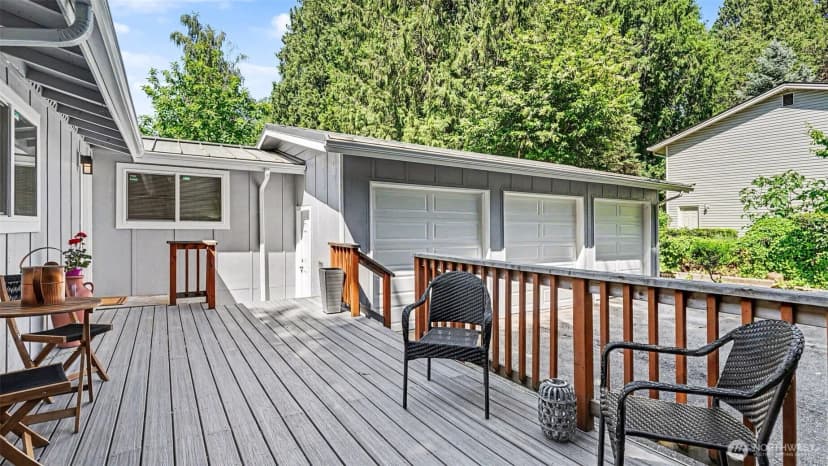 Property photo for 11040 40th Avenue Ne, Seattle photo 20