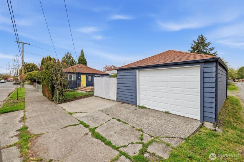 Property photo for 544 Whitworth Avenue S, Renton photo 29