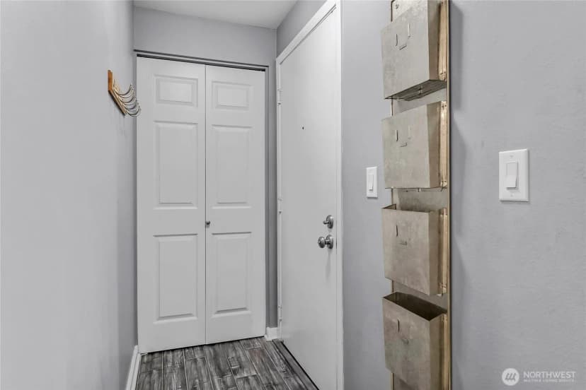 Property photo for 6700 Ne 182nd Street #c104, Kenmore photo 6