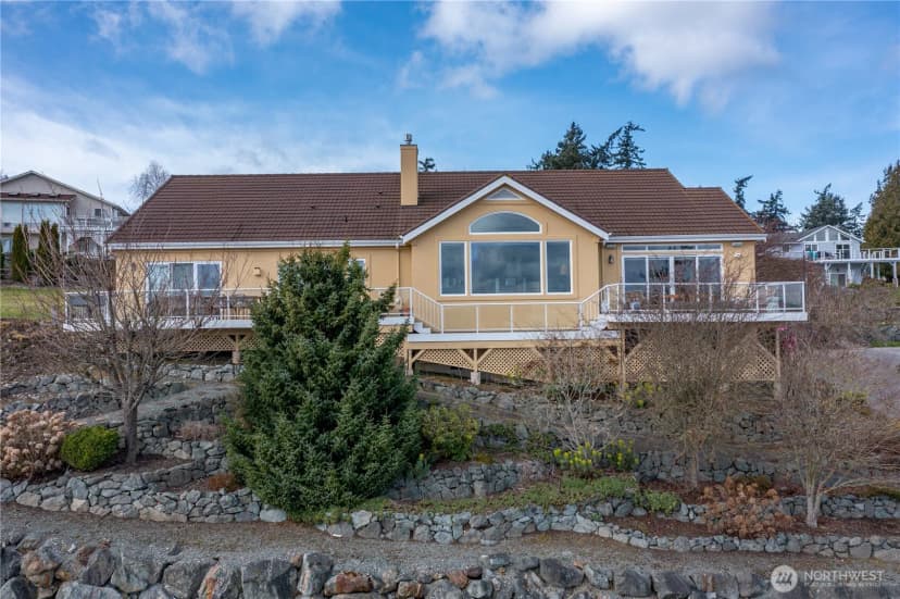 Property photo for 2411 Sw Freund Street, Oak Harbor photo 40