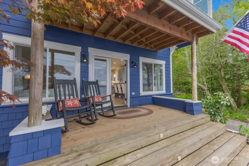Property photo for 1273 Beach Drive E, Port Orchard photo 7