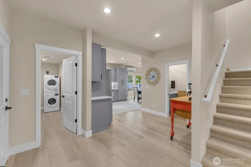 Property photo for 1273 Beach Drive E, Port Orchard photo 21