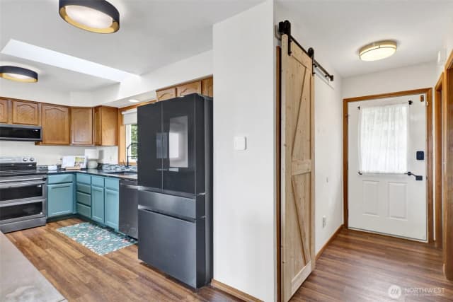 Property photo for 1818 35th Street, Bellingham photo 5