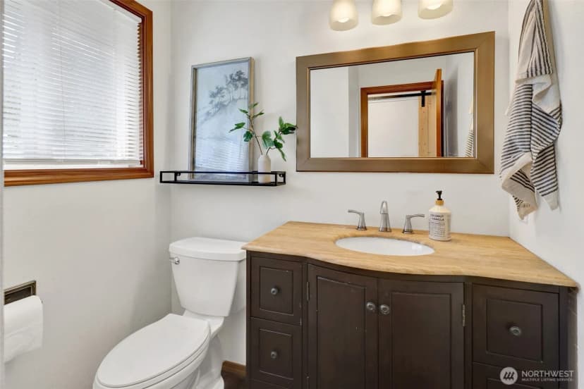 Property photo for 1818 35th Street, Bellingham photo 11