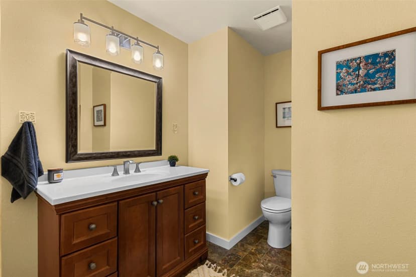 Property photo for 9950 North Road, Leavenworth photo 15