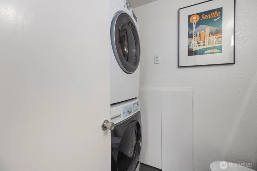 Property photo for 411 Cedar Ave S, Renton photo 21