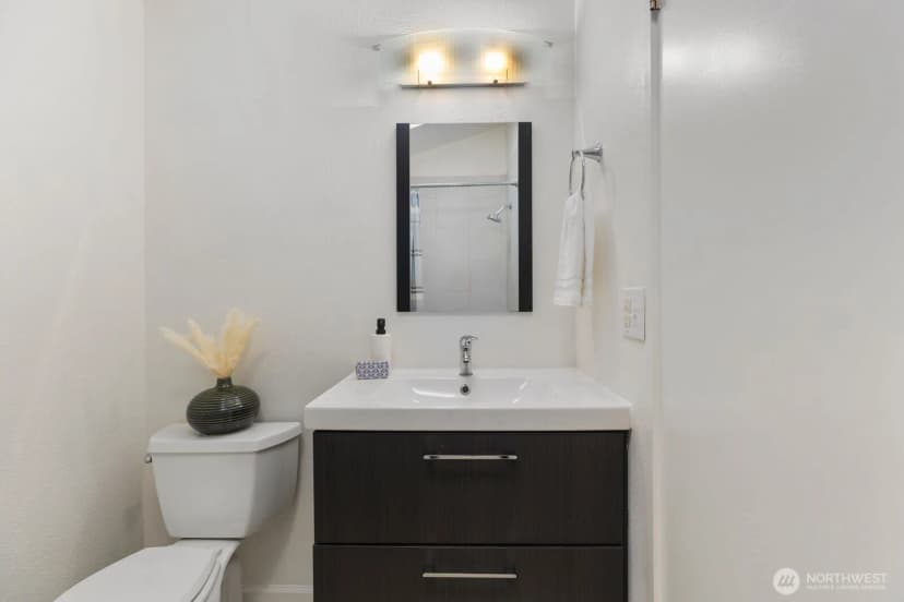 Property photo for 411 Cedar Ave S, Renton photo 27