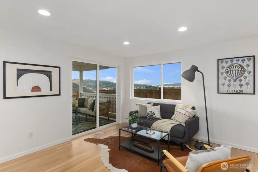 Property photo for 411 Cedar Ave S, Renton photo 12